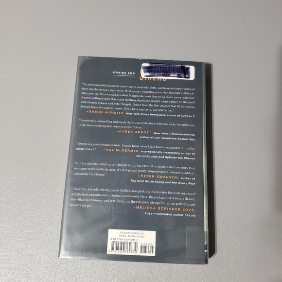 Joseph Knox sirens hardcover novel - Picture 3 of 7